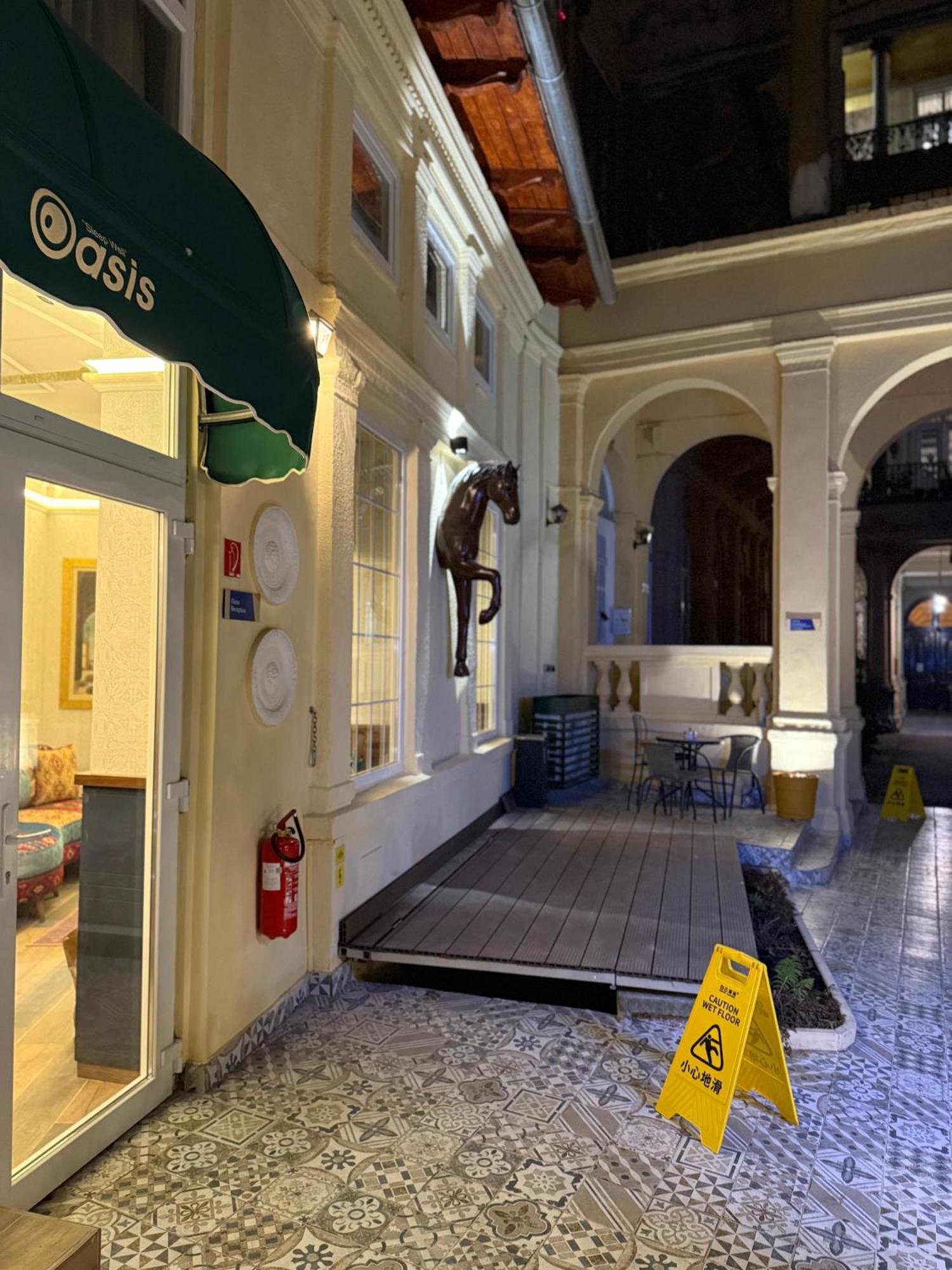 Gasthof Oasis Inn Budapest Budapest