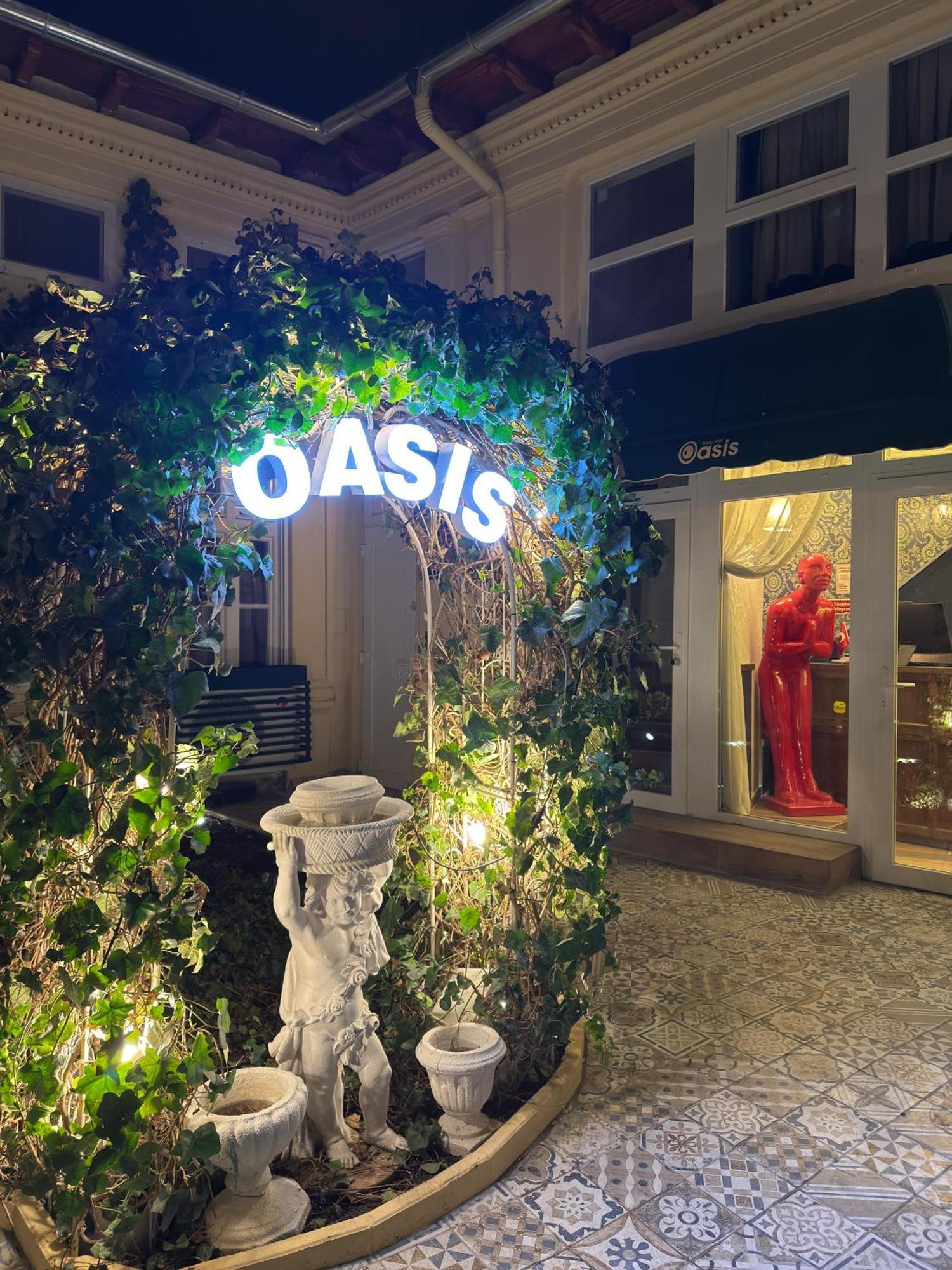 Oasis Inn Budapest Gasthof
